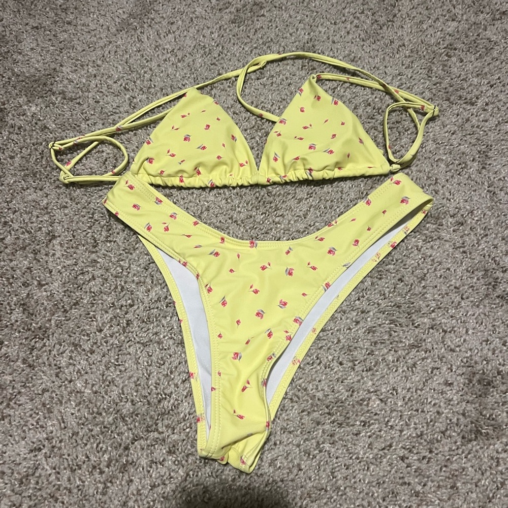 Yellow Bikini